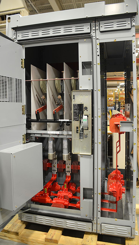 5-15 kV switch transition to transformer coupling section 5-15 kV switch transition to transformer coupling section